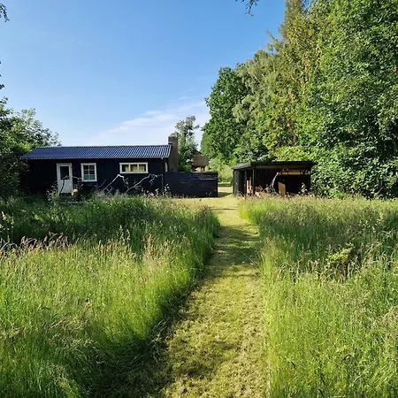 Svensk Traehus Ved Fredet Naturomrade Casa de Férias Brondstrup